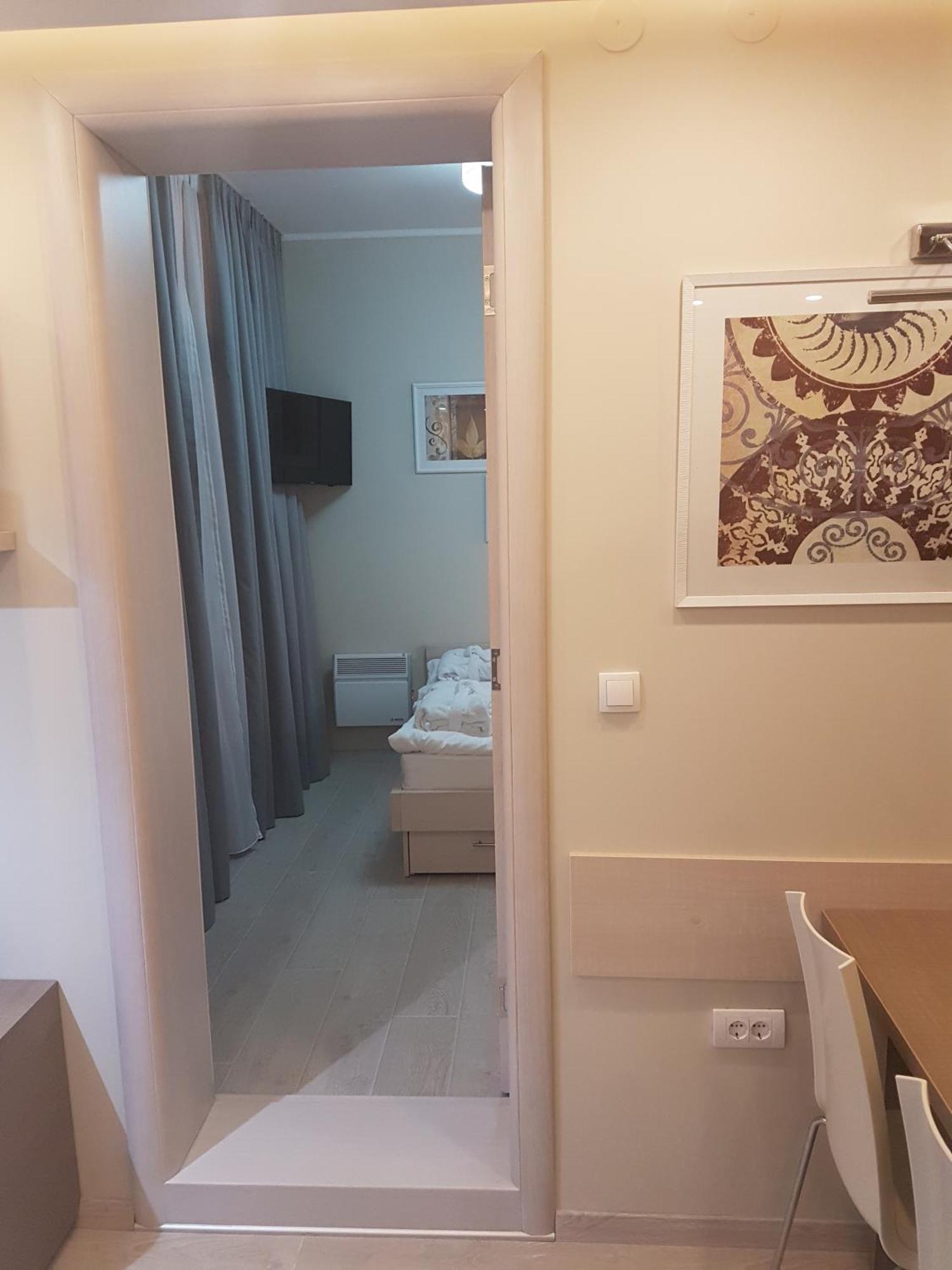 Lux Apartman B1 Milmari コパオニク エクステリア 写真