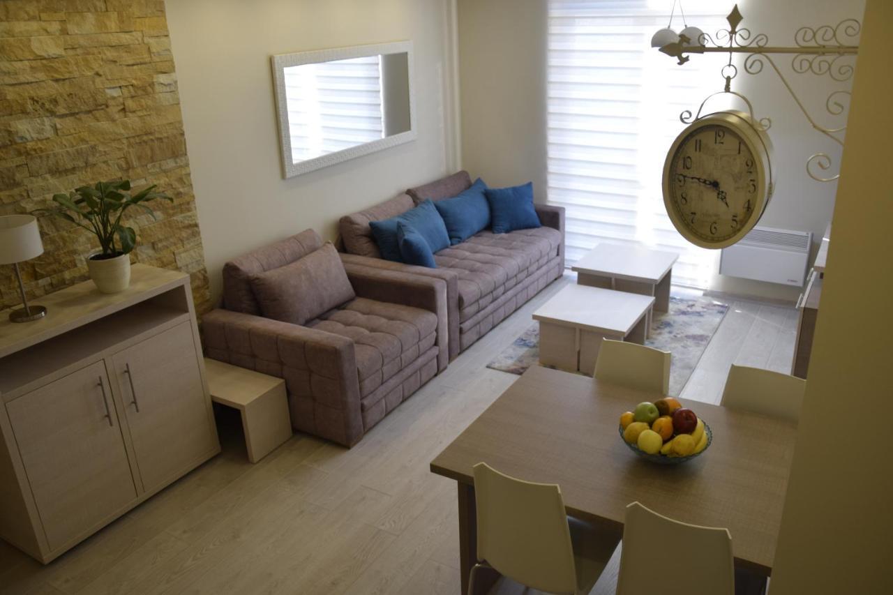 Lux Apartman B1 Milmari コパオニク エクステリア 写真