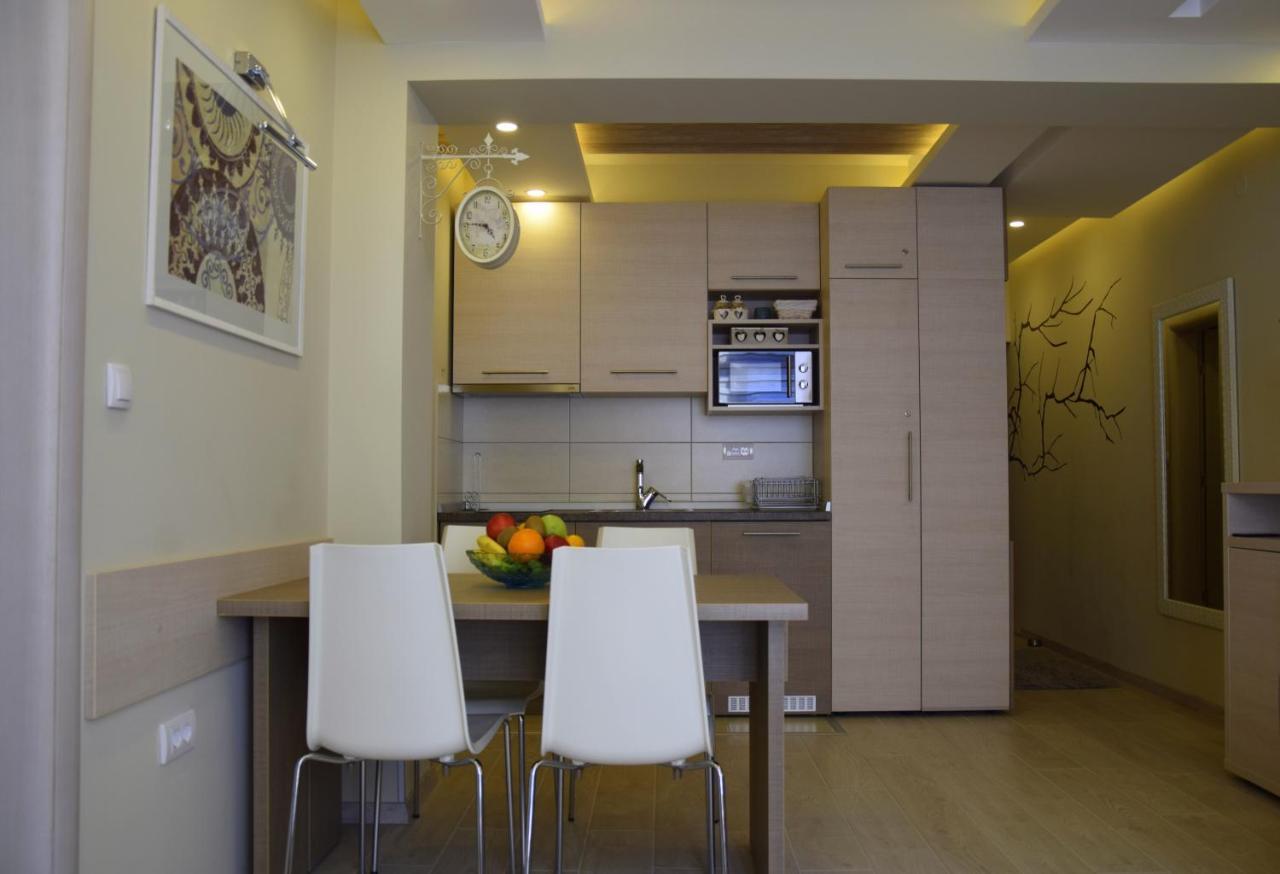Lux Apartman B1 Milmari コパオニク エクステリア 写真
