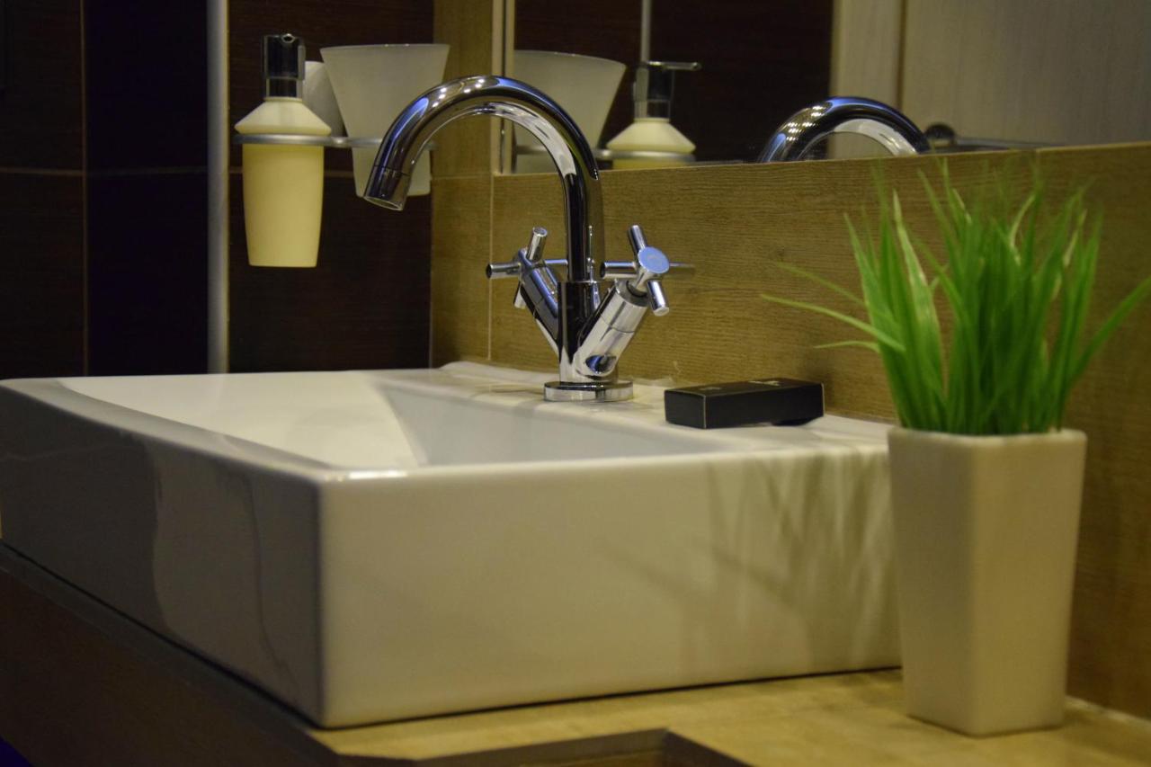 Lux Apartman B1 Milmari コパオニク エクステリア 写真